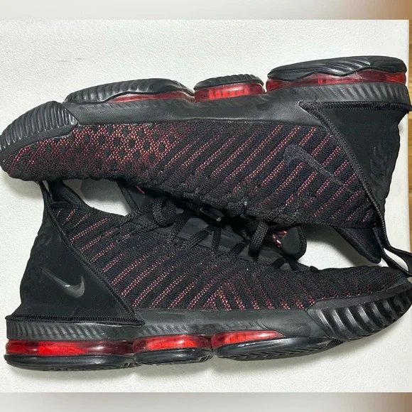 LeBron 16 ‘Fresh Bred’ - Picture 2 of 7